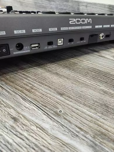 Zoom - LIVETRAK L-20 2